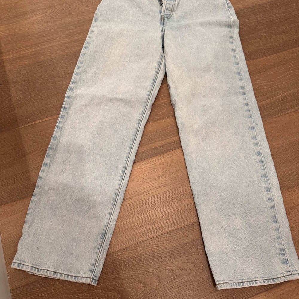 Levi's Light Blue Ribcage Straight Ankle Jeans - 28